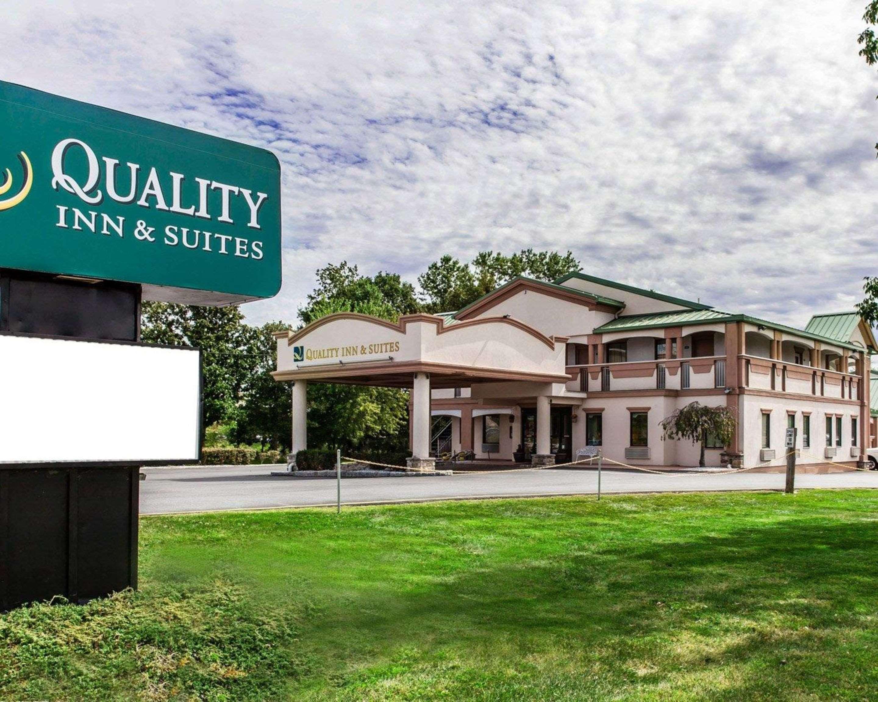 Quality Inn & Suites Quakertown-Allentown Εξωτερικό φωτογραφία