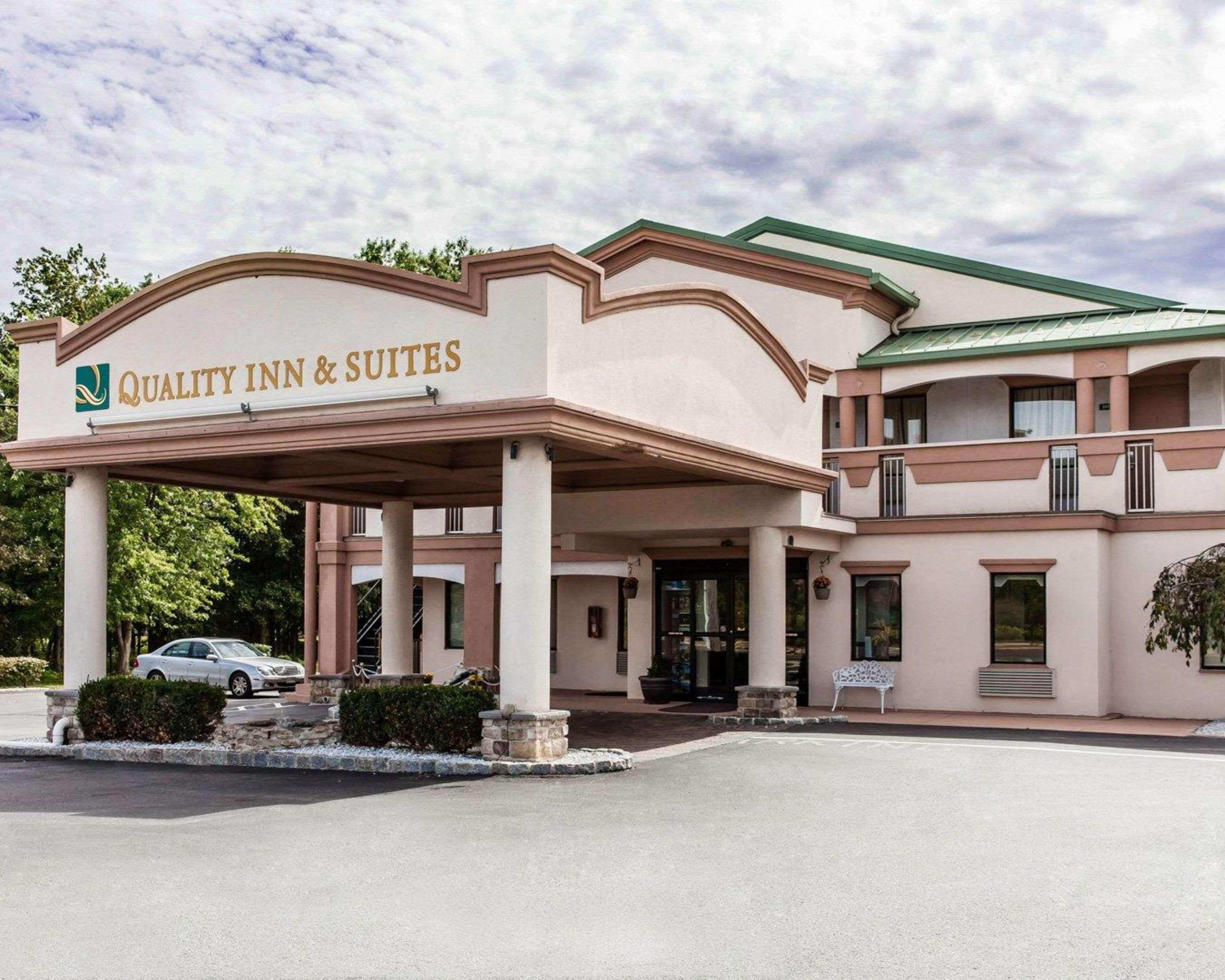 Quality Inn & Suites Quakertown-Allentown Εξωτερικό φωτογραφία
